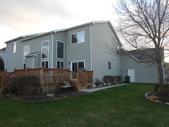 2nd image of 819 Evan Ln