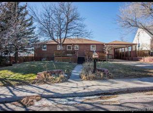 5420 Sun Rise Hills Dr, Cheyenne, WY 82009