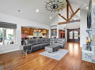 500 S Bay Ct, Runaway Bay, TX 76426