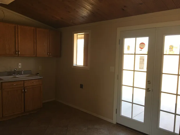 45524 Gadsden Ave — Photo 5