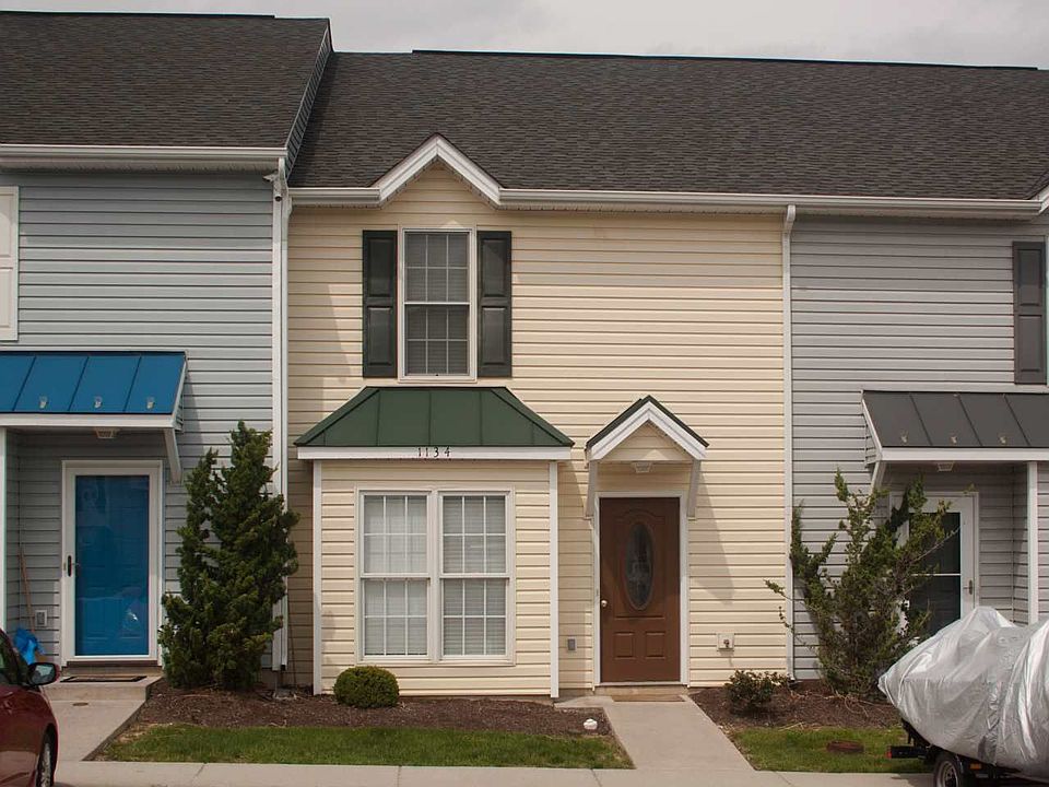 1st image of 1134 Paul Revere Ct