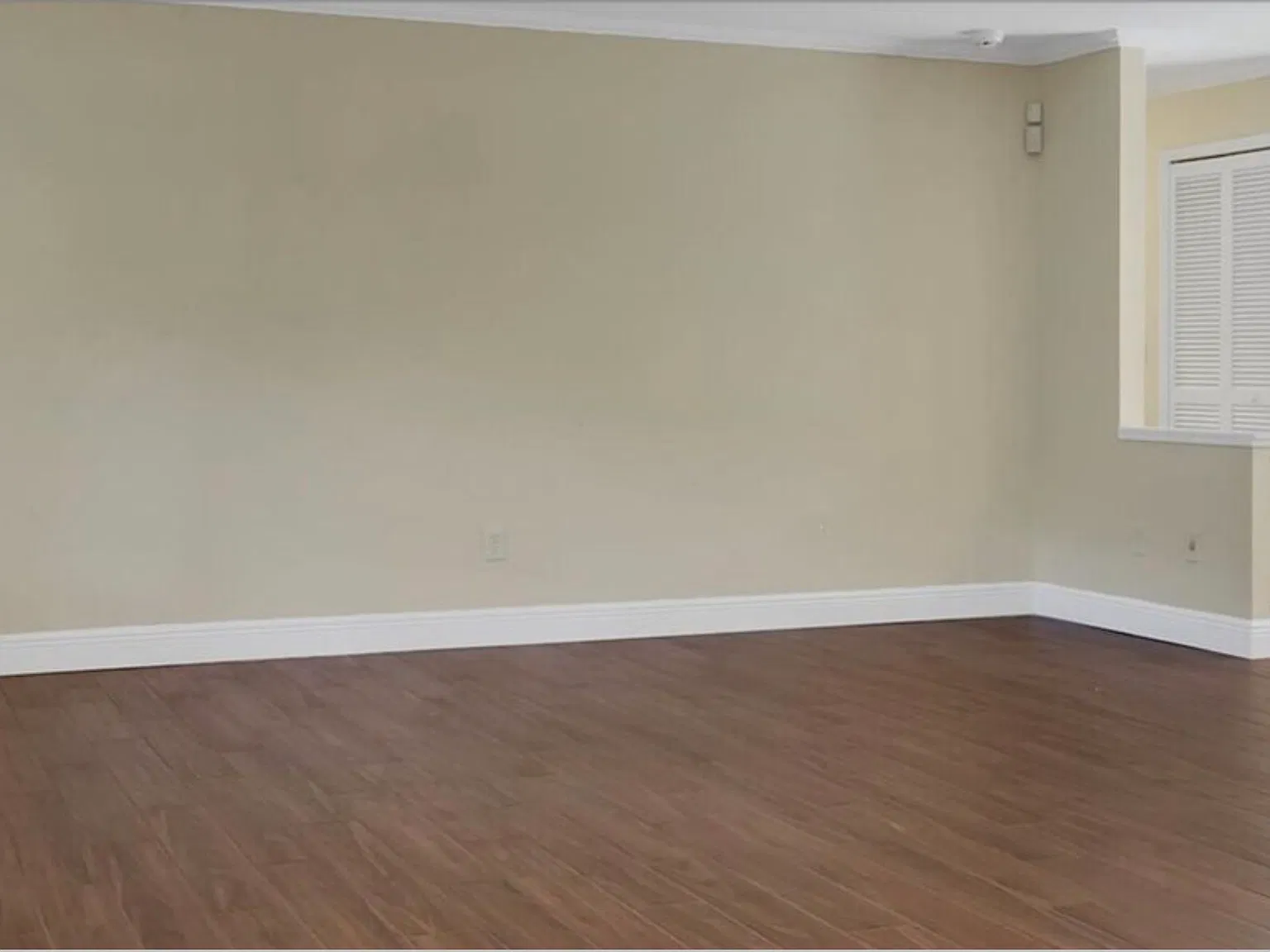 4 bed, 2088 sqft, $3,800 — Photo 4