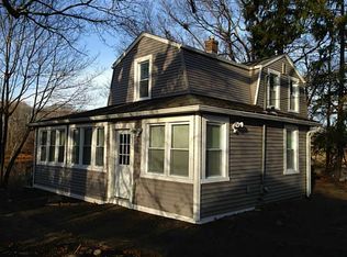 40 Booth Ave, Riverside, RI 02915