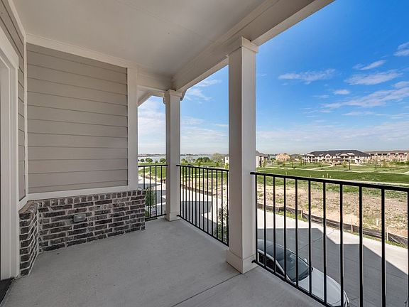 5th image of 1918 Waterwalk Dr