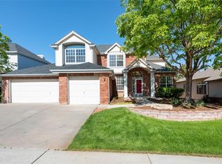 8759 Forrest Dr, Highlands Ranch, CO 80126