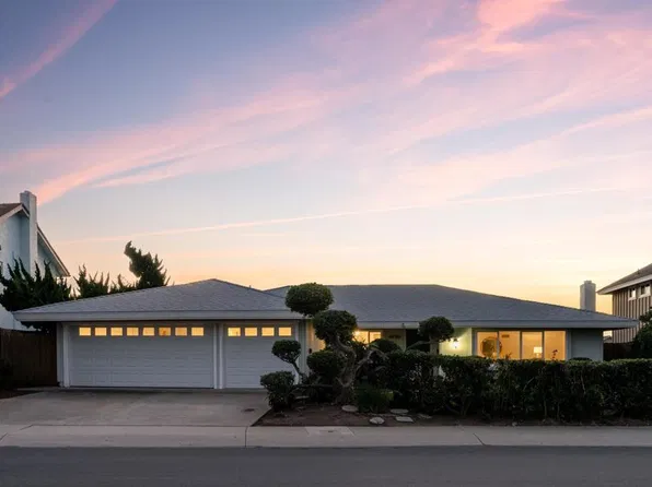 8720 Nottingham Pl, La Jolla, CA 92037