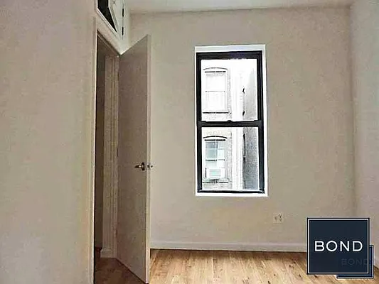 Rented by Bond New York | media 14