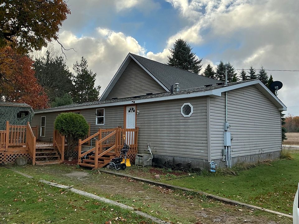 1st image of 2563 Delano Rd