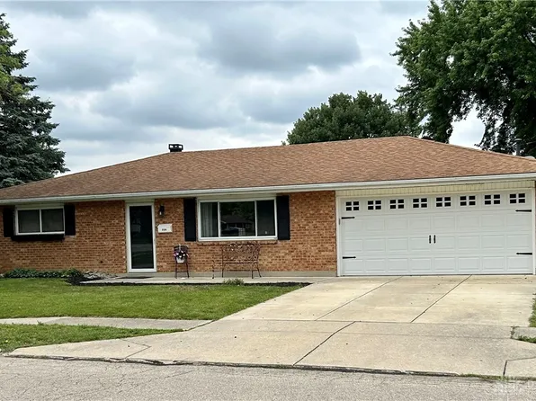 154 Antwerp Ave, Brookville, OH 45309