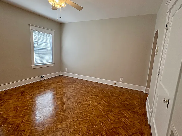 1115 Ray Ave — Photo 5