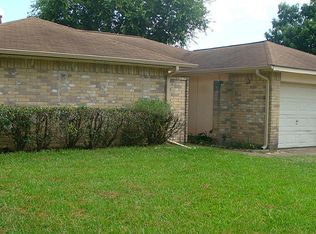 5526 Stone Creek Dr, La Porte, TX 77571
