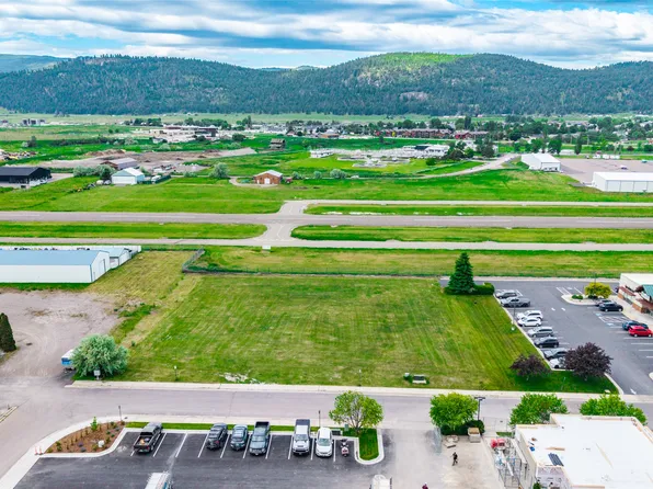 2270 Us Highway 93 S, Kalispell, MT 59901