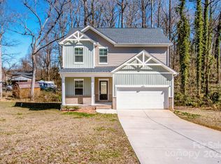 955 General Hoke Dr, Lincolnton, NC 28092