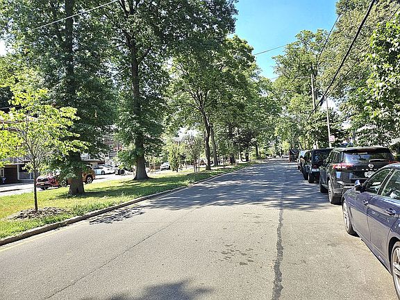 3rd image of 8701 Midland Pkwy APT 7D