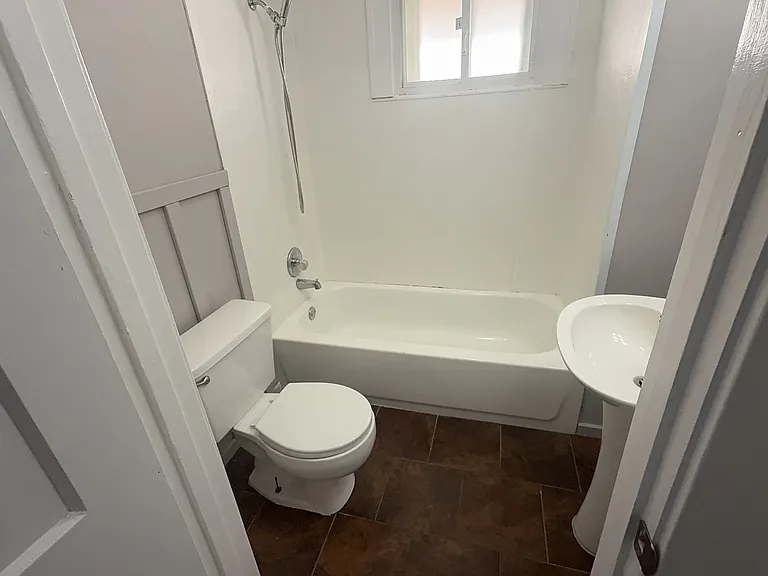 1726 Balkan Pl — Photo 14
