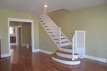 1st image of 5944 Warrington Ave
