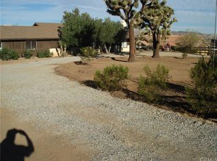 8040 Palomar Ave, Yucca Valley, CA 92284