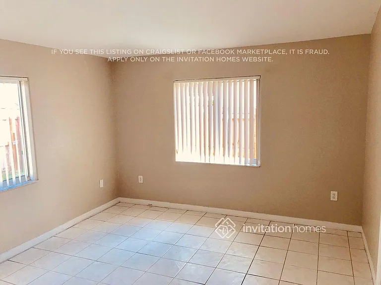 9775 NW 126th Ter — Photo 10