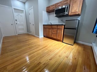 302 Newbury St APT 3, Boston, MA 02115