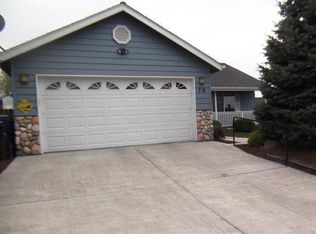 718 NW Negus Pl, Redmond, OR 97756