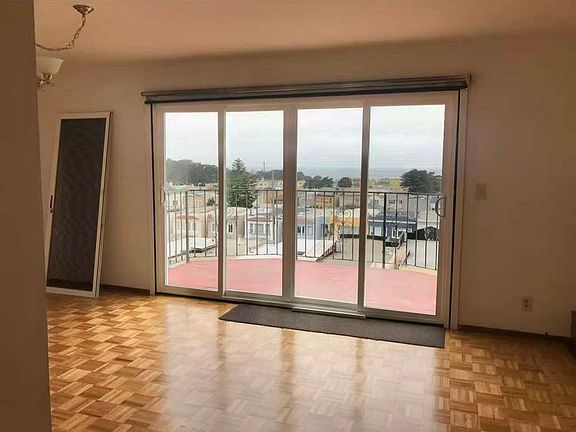2nd image of 815 41st Ave #815