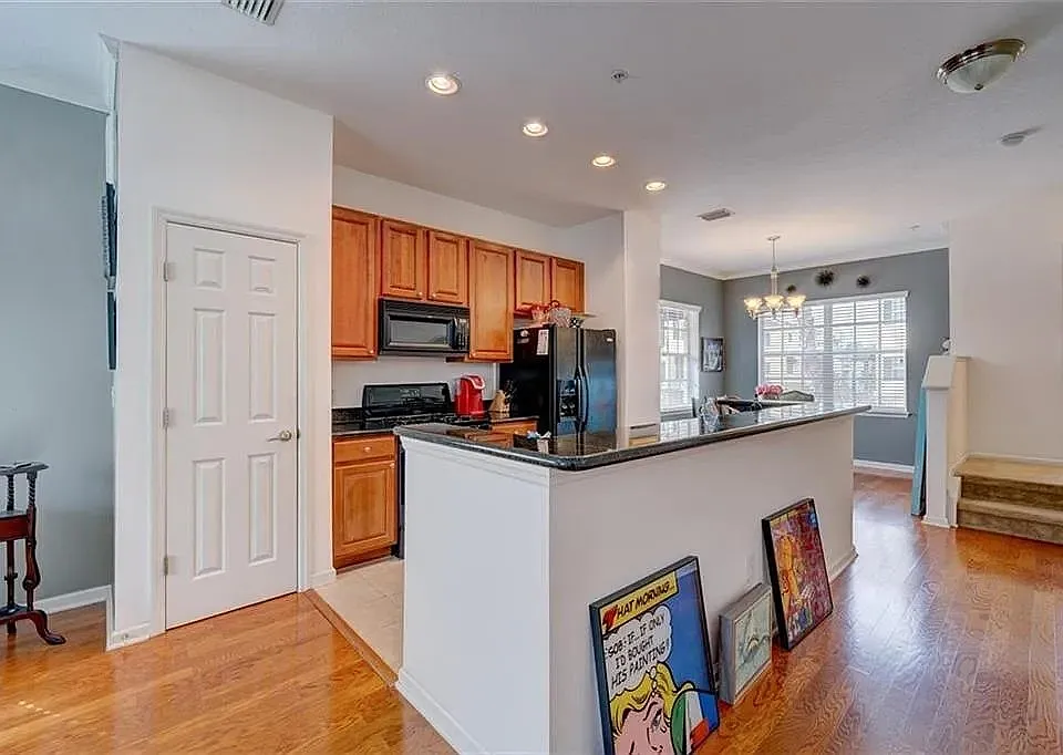 500 Jasmine Way