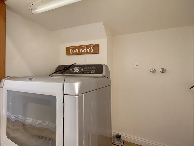 430 E Country Club Blvd #B — Photo 12