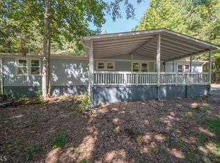178 Lynn Dr, Fayetteville, GA