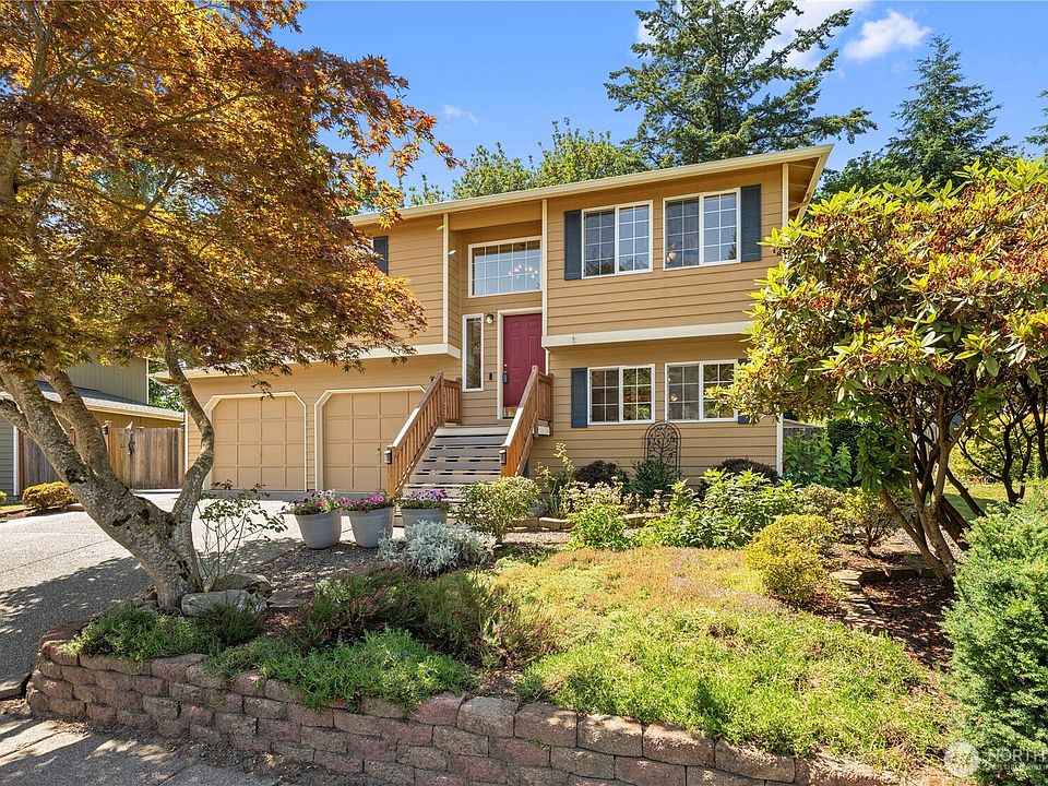 1st image of 928 96th Avenue SE