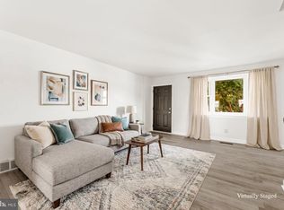 8713 Jackson St, Philadelphia, PA 19136
