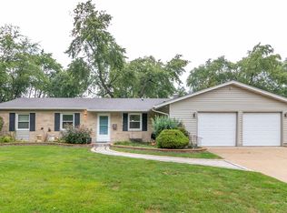 914 E Carpenter Dr, Palatine, IL 60074
