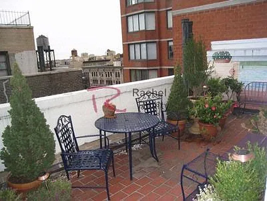 Rented by Rachel Realty | media 39