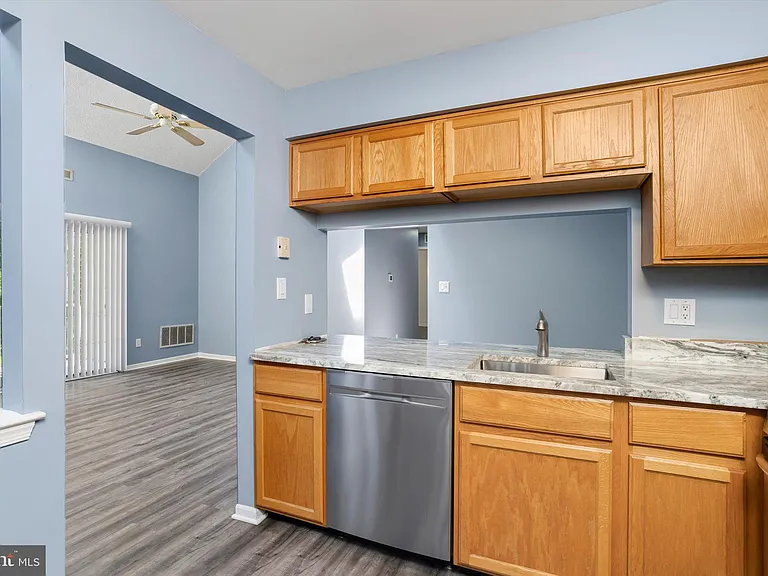 3604 Saxony Dr — Photo 11