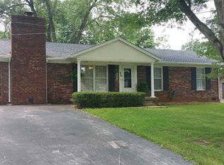 118 Meadowbrook Cir, Bowling Green, KY 42101