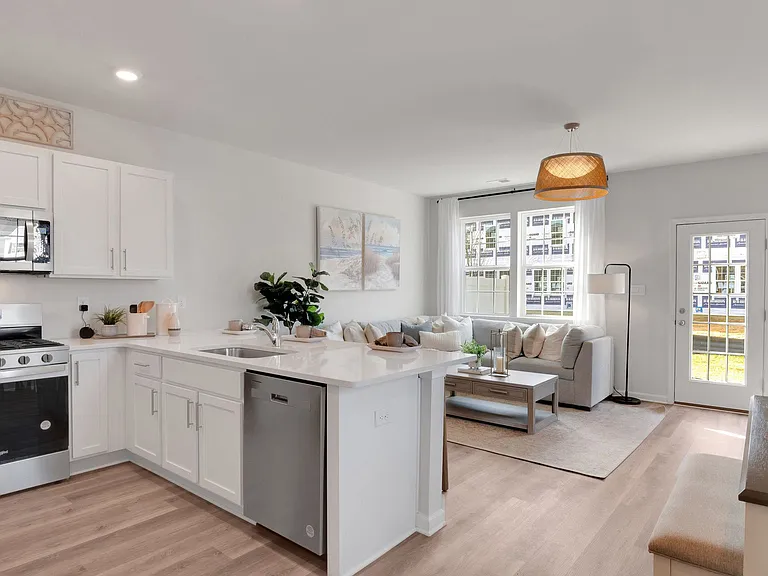258 Hermosa Dr — Photo 6