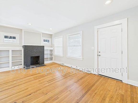 2nd image of 1219 S Ash Ave
