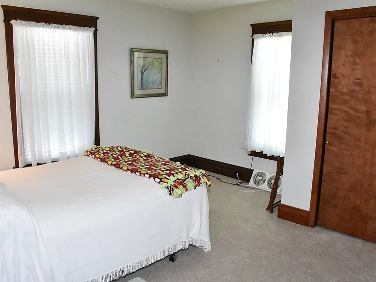 618 Walnut St — Photo 22