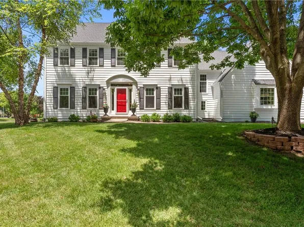 3552 W 129th Ter, Leawood, KS 66209