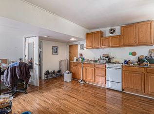 810 W Liberty St APT 2, Ann Arbor, MI