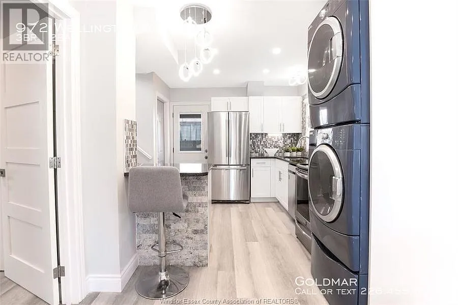 972 Wellington Ave #1 photo 1