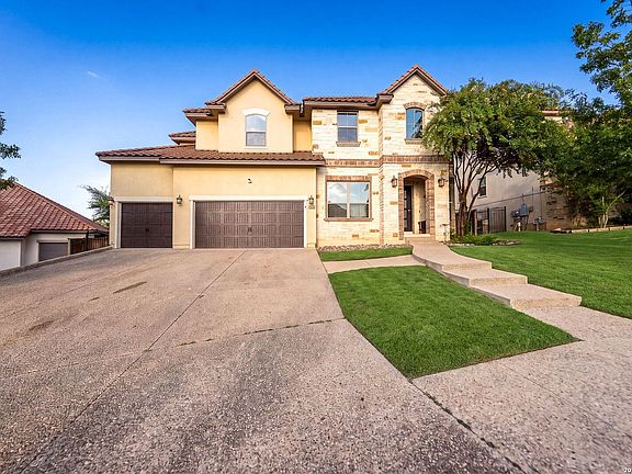 3rd image of 25207 Estancia Cir,