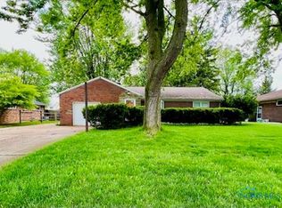 1058 Scribner St, Maumee, OH 43537