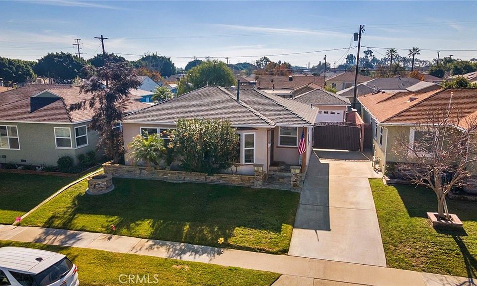 1st image of 5864 Dashwood St