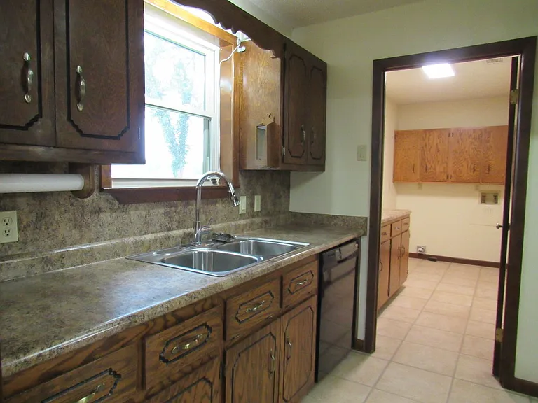13501 Lower Steel Bend Rd — Photo 26
