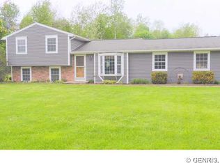 4371 Birchwood Ln, Marion, NY 14505