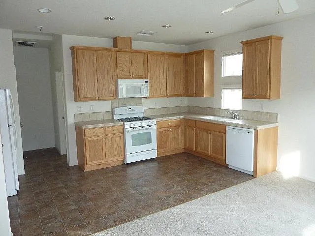 432 Constantine Ct #2 — Photo 5