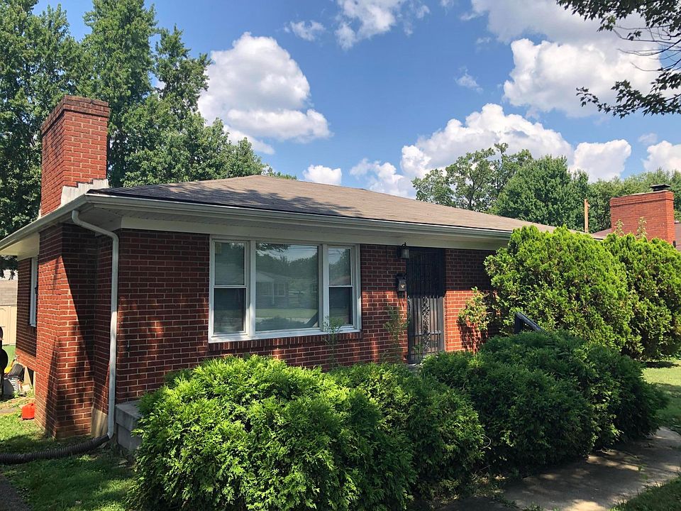 2nd image of 3229 Elane Dr