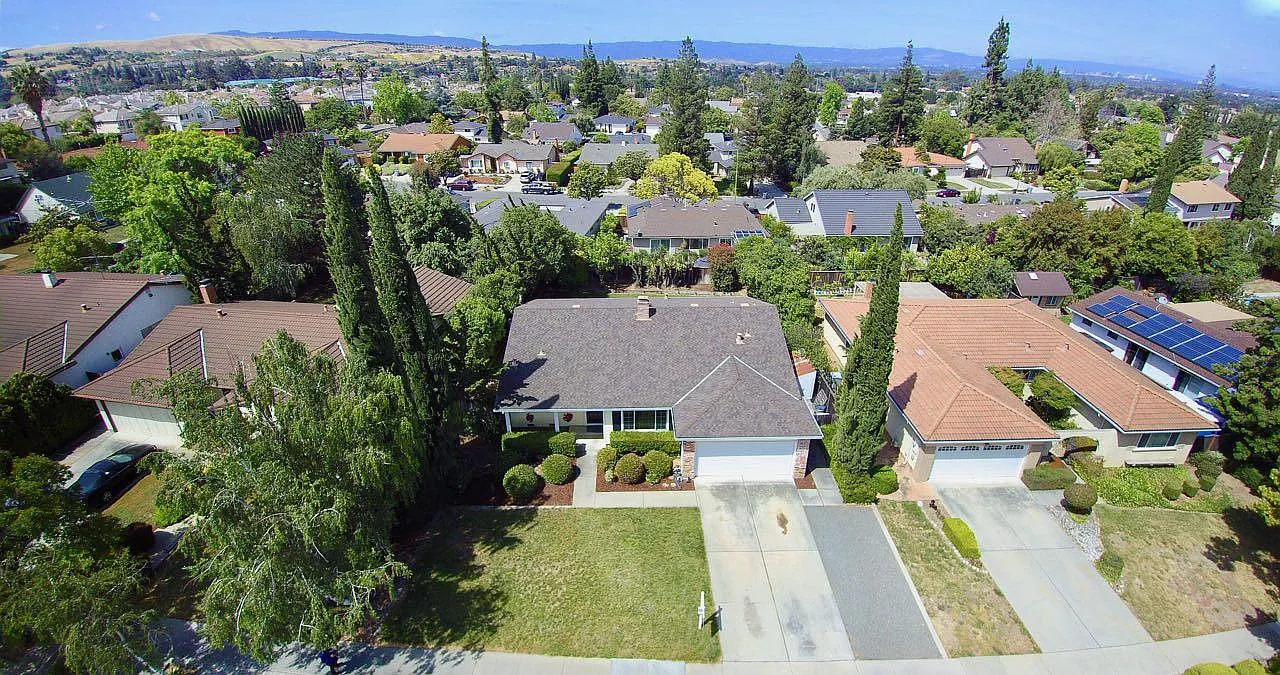 4205 Ruby Ave photo 1