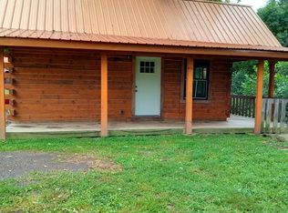 54 Copper Creek Ln, Wellsburg, WV 26070