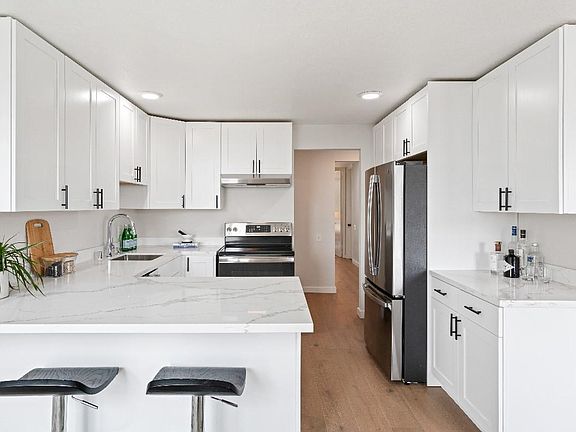 3rd image of 5102 Diamond Heights Blvd #A